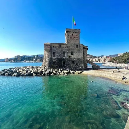 Edens House Con Parcheggio Privato Daire Rapallo