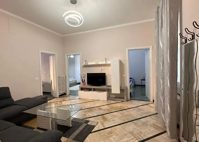 Edens House Con Parcheggio Privato Apartamento